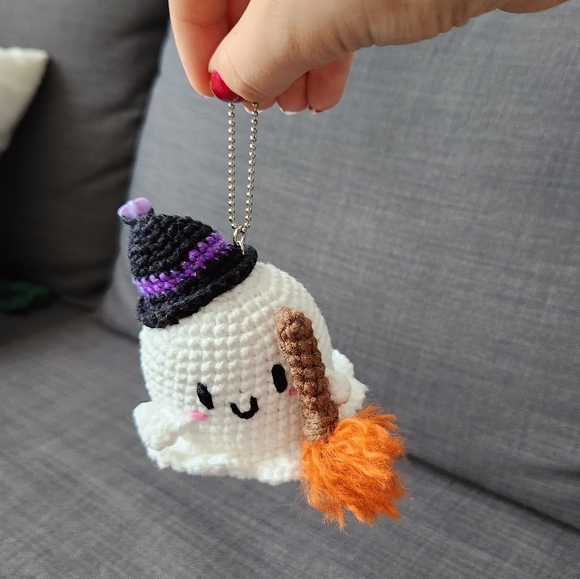 Ghost keychain‼️ (3/$25) - Picture 8 of 10